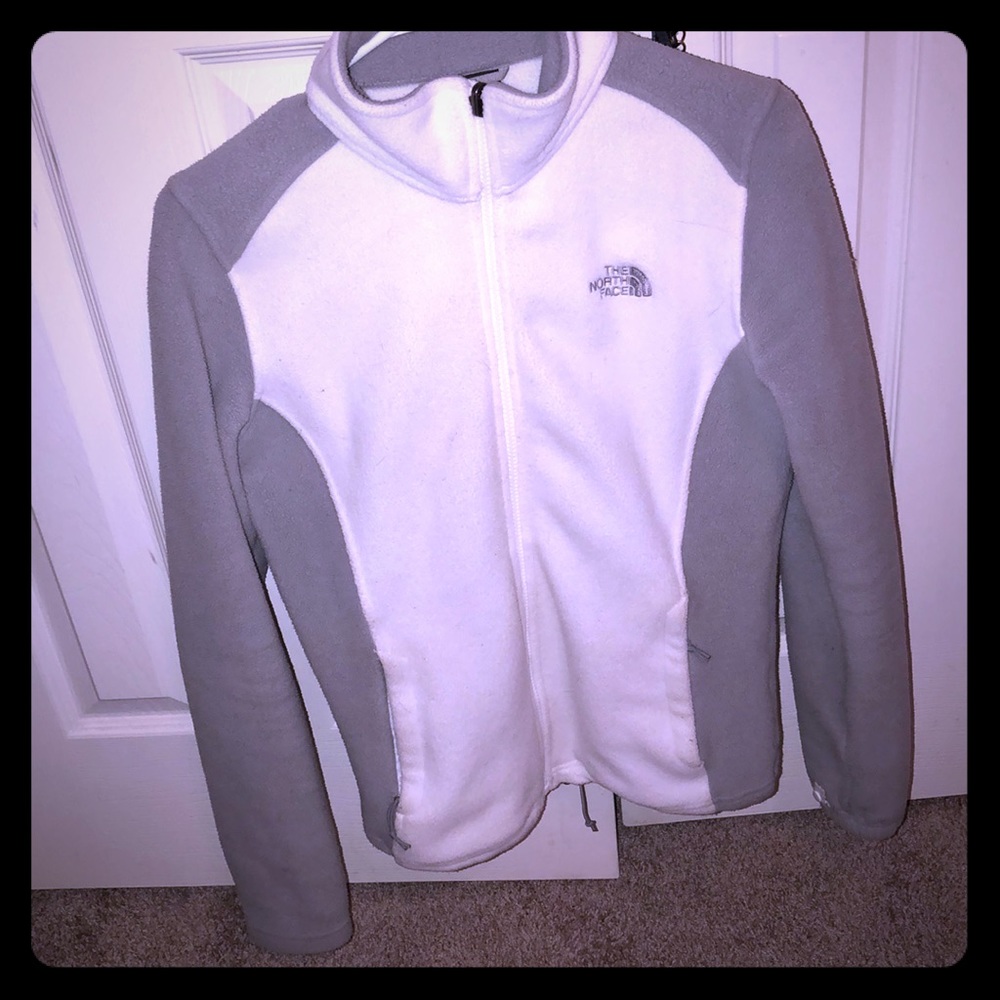 Large North Face sweater/jacket